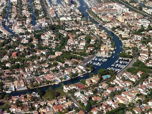 Apart-Rent Villa Pani 0145 Empuriabrava